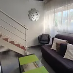 Appartement Avec Terrasse Tropezienne