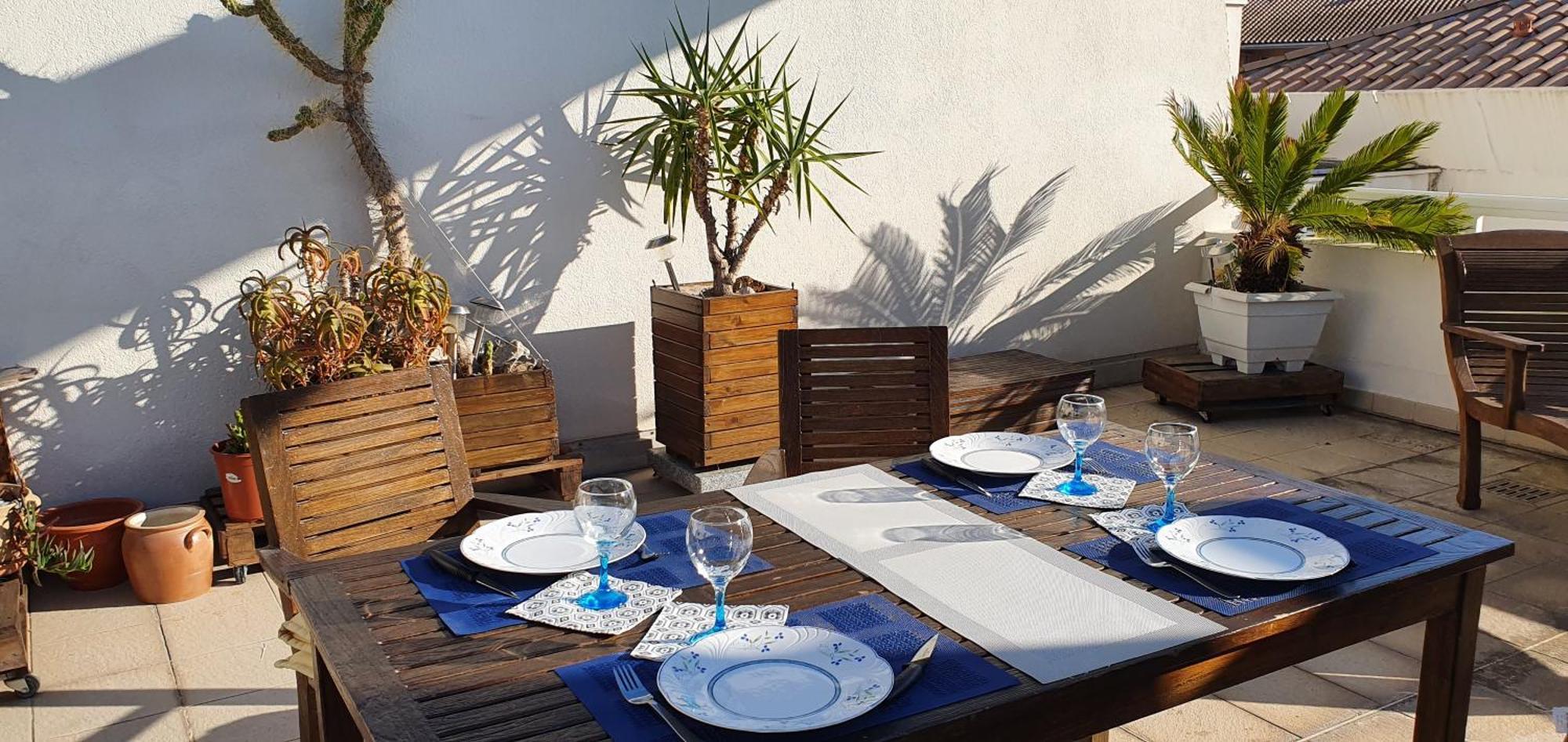 Appartement Avec Terrasse Tropezienne